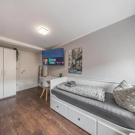 4 Lh 6-zimmer-apartments Niederdorla